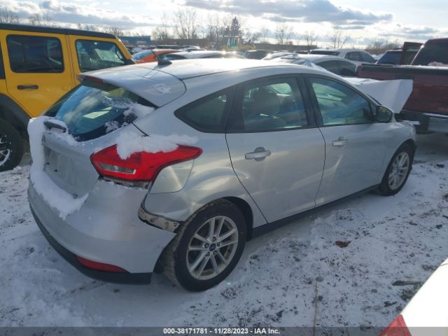 Photo 3 VIN: 1FADP3K25HL218027 - FORD FOCUS 