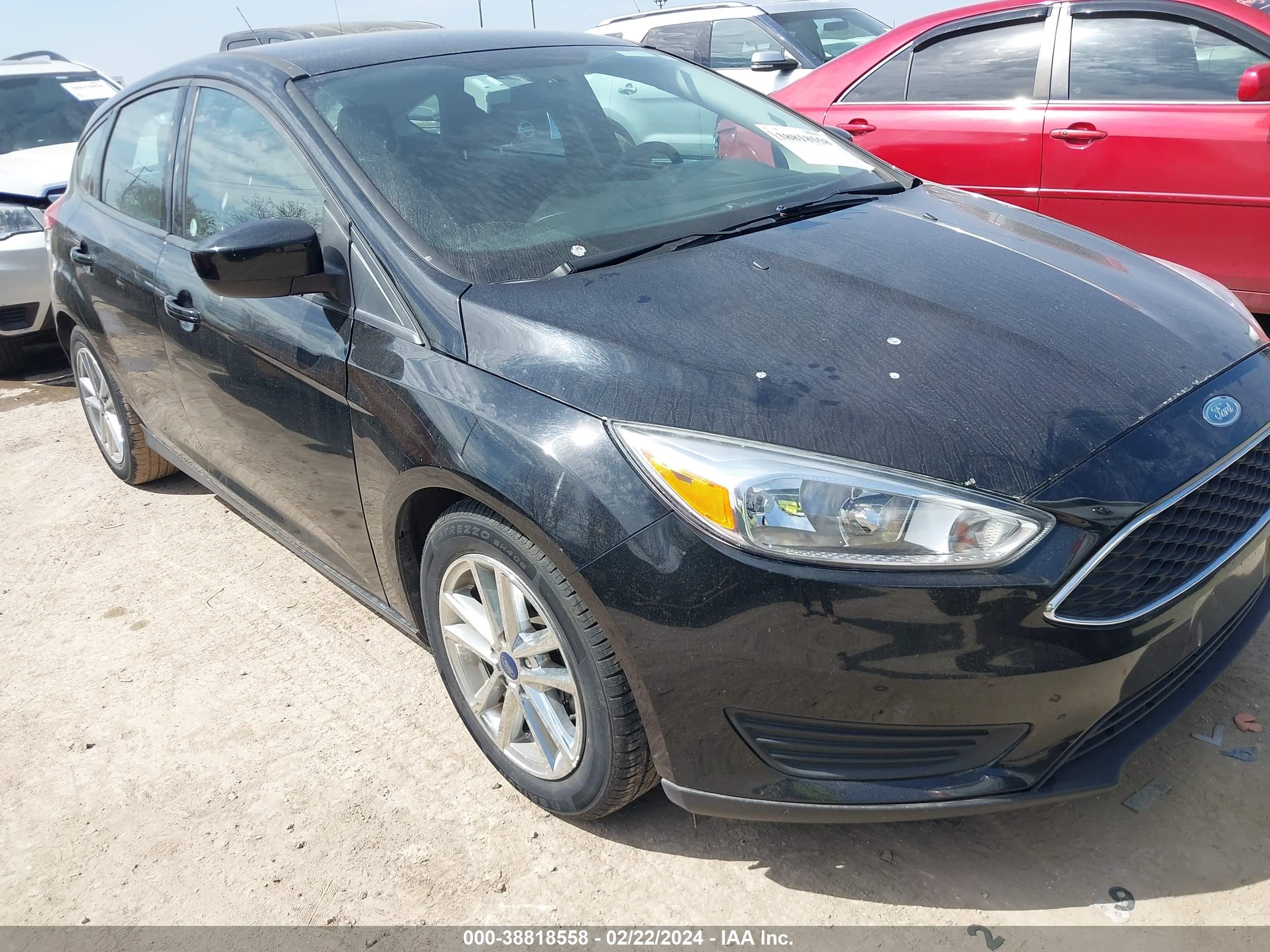 Photo 11 VIN: 1FADP3K25JL200794 - FORD FOCUS 