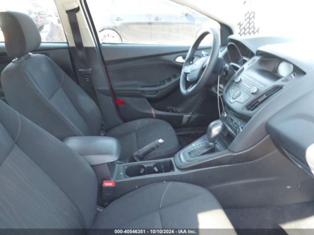 Photo 4 VIN: 1FADP3K25JL329408 - FORD FOCUS 