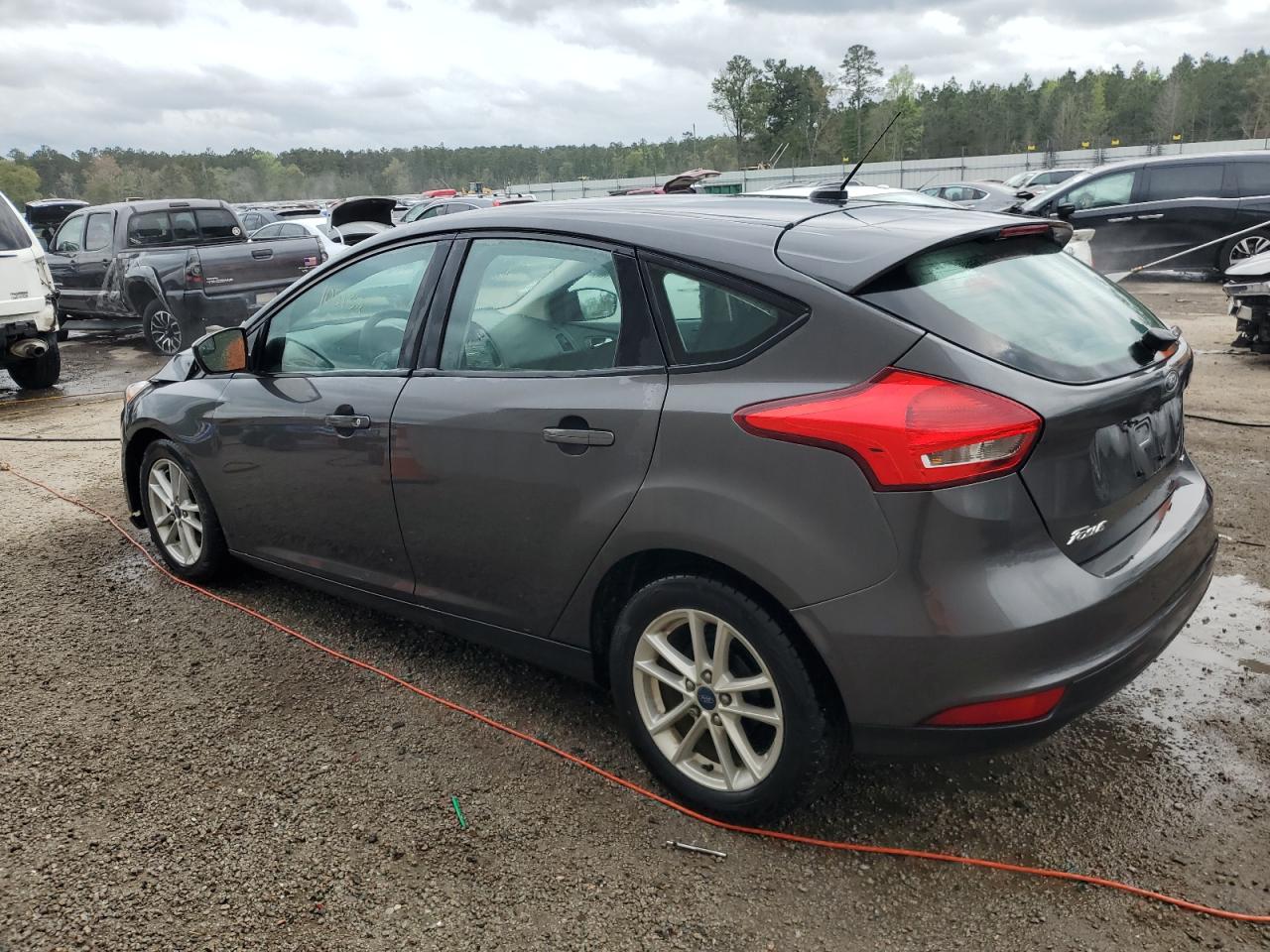 Photo 1 VIN: 1FADP3K25JL329456 - FORD FOCUS 