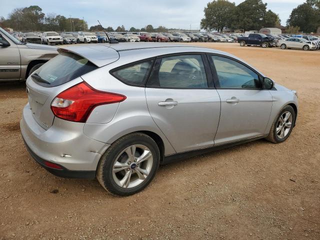 Photo 2 VIN: 1FADP3K26DL129478 - FORD FOCUS 