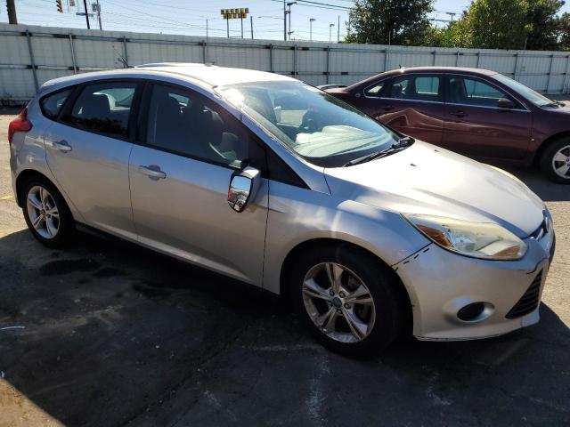 Photo 3 VIN: 1FADP3K26DL188563 - FORD FOCUS SE 