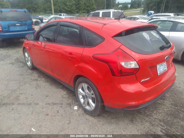 Photo 2 VIN: 1FADP3K26EL143141 - FORD FOCUS 