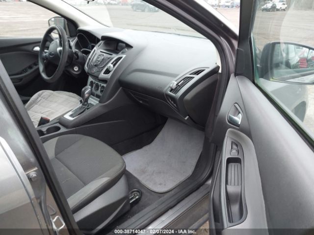 Photo 4 VIN: 1FADP3K26EL175796 - FORD FOCUS 