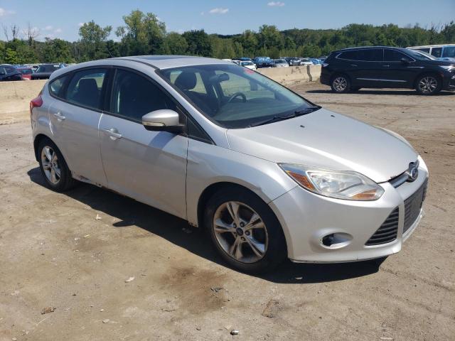 Photo 3 VIN: 1FADP3K26EL295064 - FORD FOCUS SE 