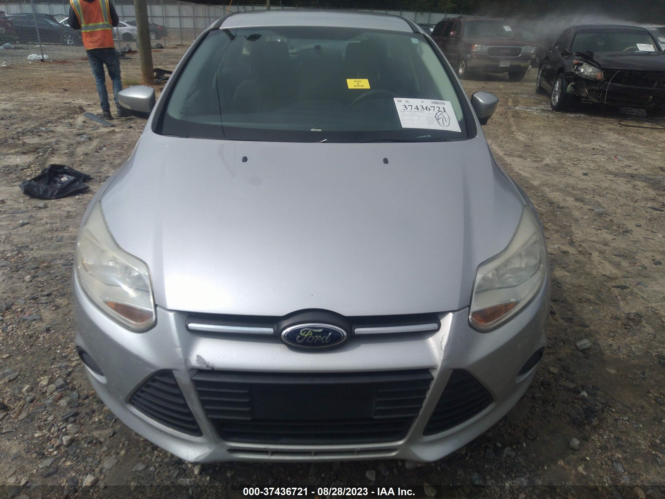 Photo 11 VIN: 1FADP3K26EL326605 - FORD FOCUS 