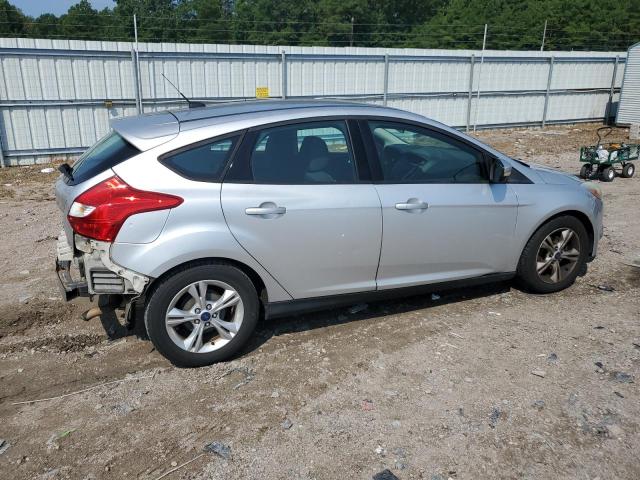 Photo 2 VIN: 1FADP3K26EL398100 - FORD FOCUS SE 