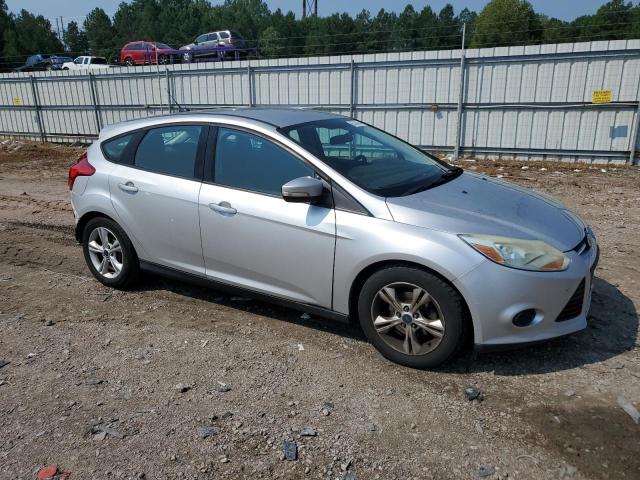 Photo 3 VIN: 1FADP3K26EL398100 - FORD FOCUS SE 