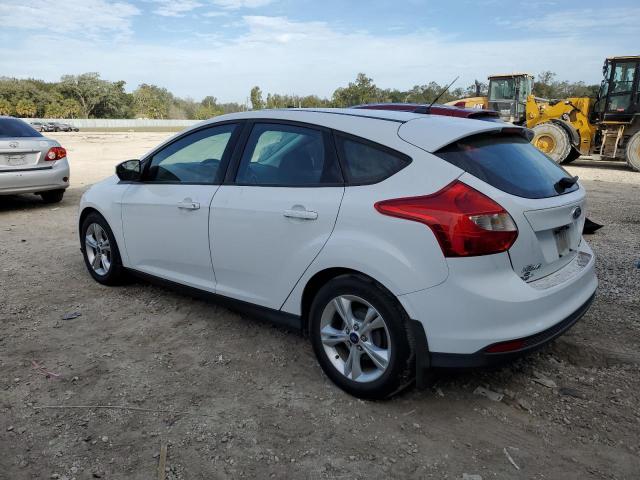 Photo 1 VIN: 1FADP3K26EL447926 - FORD FOCUS 