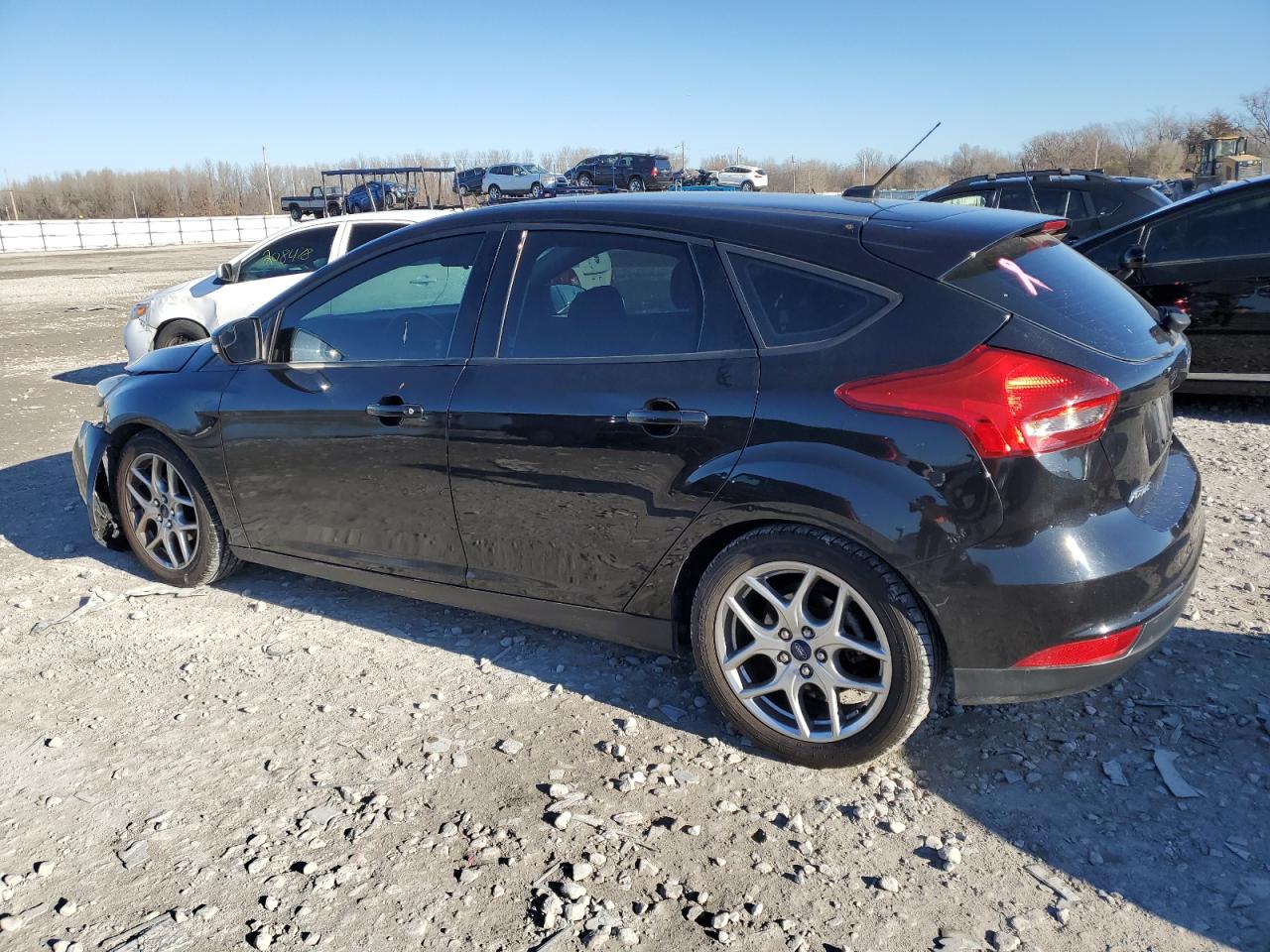 Photo 1 VIN: 1FADP3K26FL215232 - FORD FOCUS 