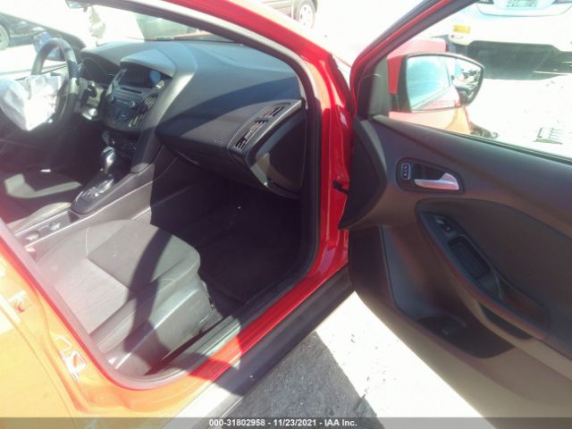 Photo 4 VIN: 1FADP3K26GL204975 - FORD FOCUS 