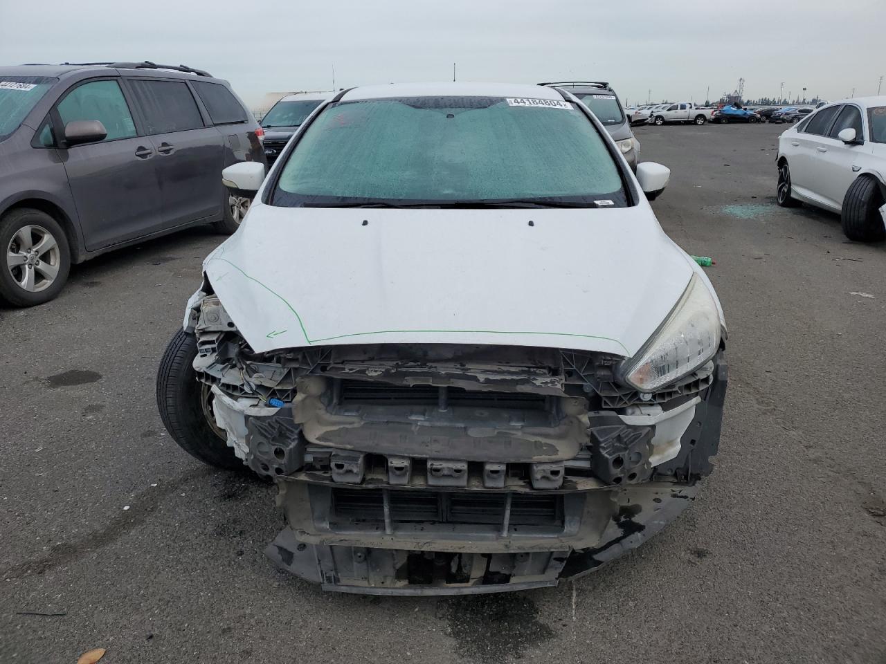 Photo 4 VIN: 1FADP3K26GL217810 - FORD FOCUS 