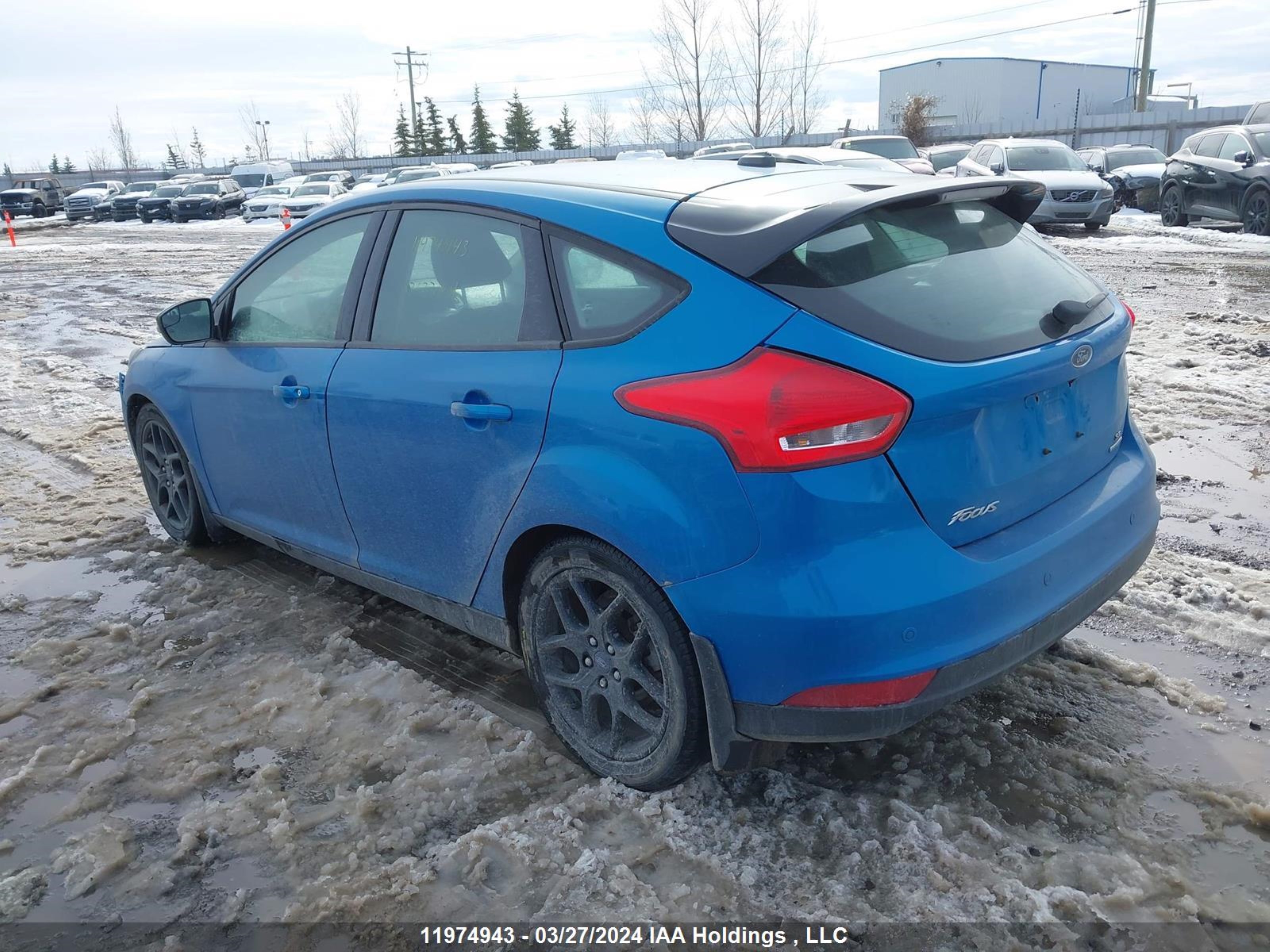 Photo 2 VIN: 1FADP3K26GL366363 - FORD FOCUS 