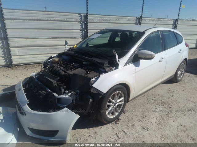 Photo 1 VIN: 1FADP3K26HL215704 - FORD FOCUS 