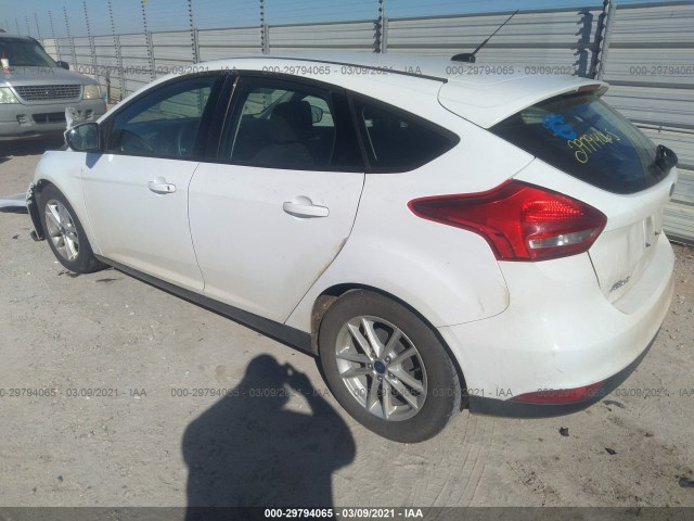 Photo 2 VIN: 1FADP3K26HL215704 - FORD FOCUS 