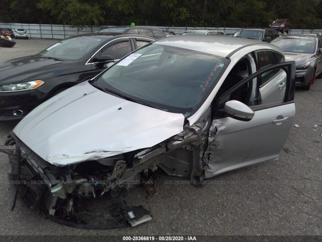 Photo 1 VIN: 1FADP3K26HL216383 - FORD FOCUS 