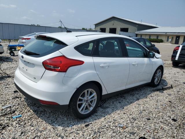 Photo 2 VIN: 1FADP3K26HL290399 - FORD FOCUS SE 