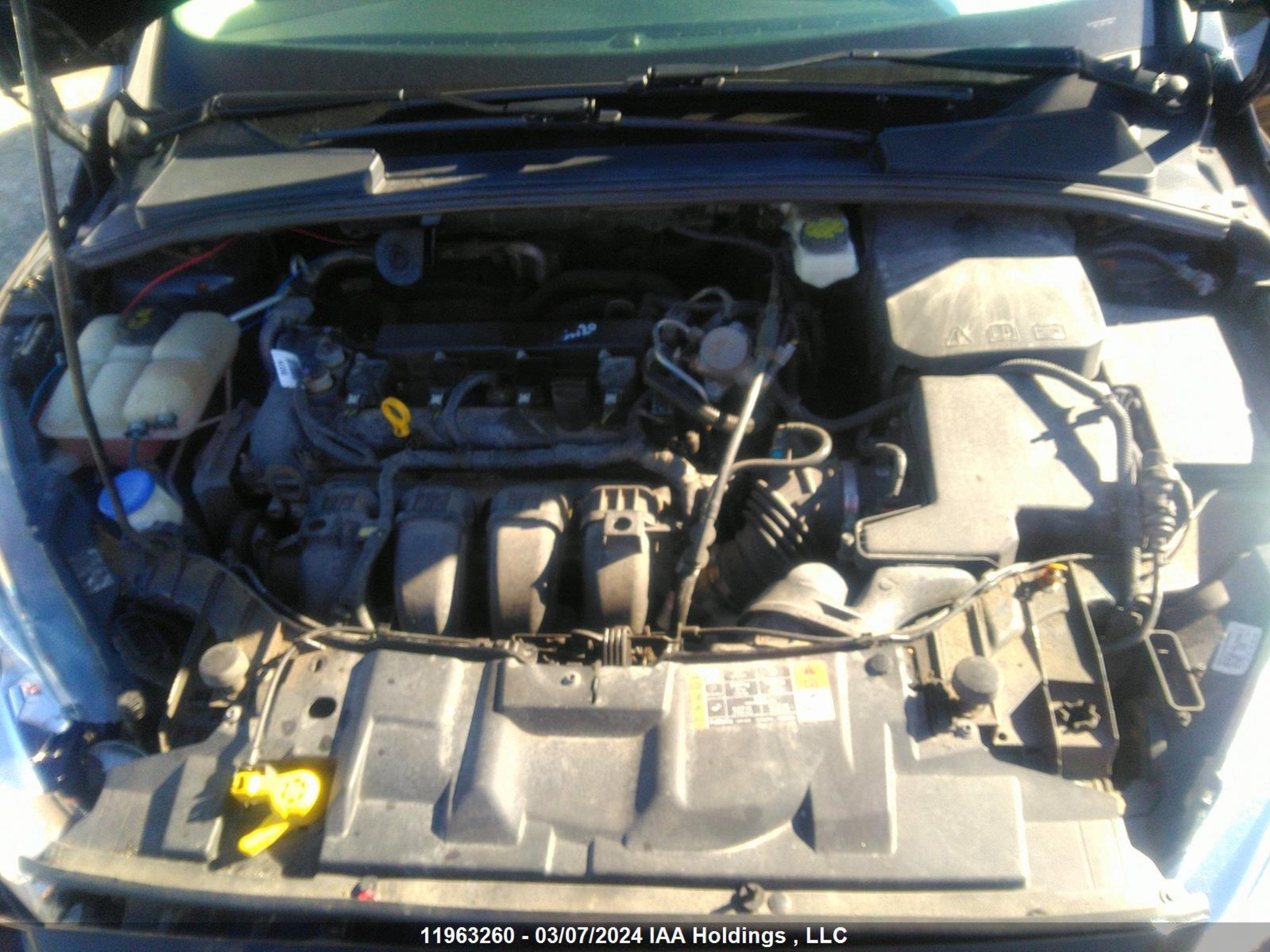 Photo 9 VIN: 1FADP3K26JL219001 - FORD FOCUS 