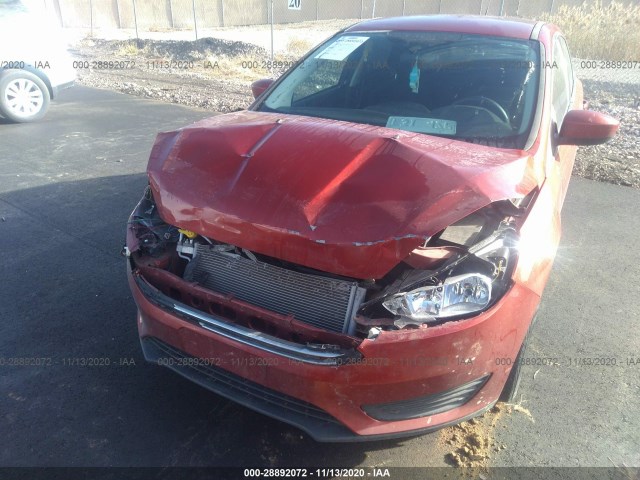 Photo 5 VIN: 1FADP3K26JL240804 - FORD FOCUS 