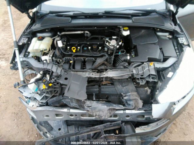 Photo 9 VIN: 1FADP3K26JL290831 - FORD FOCUS 