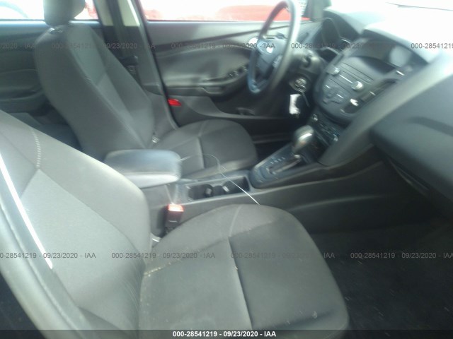 Photo 4 VIN: 1FADP3K26JL326291 - FORD FOCUS 