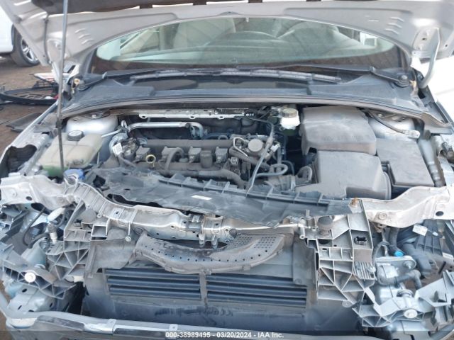 Photo 9 VIN: 1FADP3K26JL326923 - FORD FOCUS 