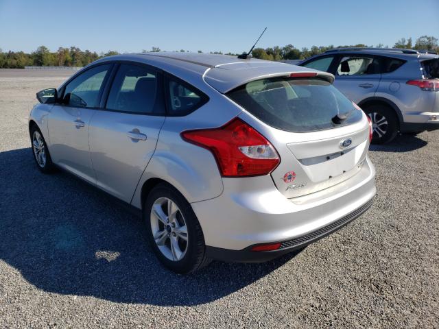 Photo 2 VIN: 1FADP3K27DL156155 - FORD FOCUS SE 