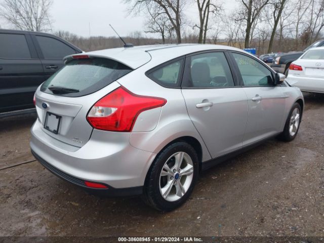 Photo 3 VIN: 1FADP3K27DL249998 - FORD FOCUS 