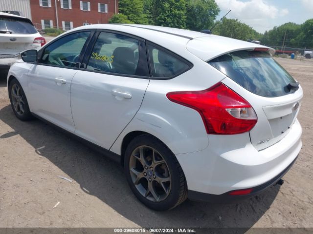 Photo 2 VIN: 1FADP3K27DL280197 - FORD FOCUS 