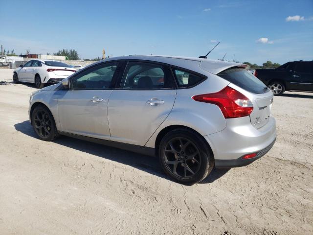 Photo 1 VIN: 1FADP3K27DL330113 - FORD FOCUS SE 