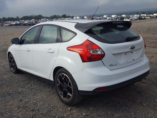 Photo 2 VIN: 1FADP3K27DL330614 - FORD FOCUS SE 