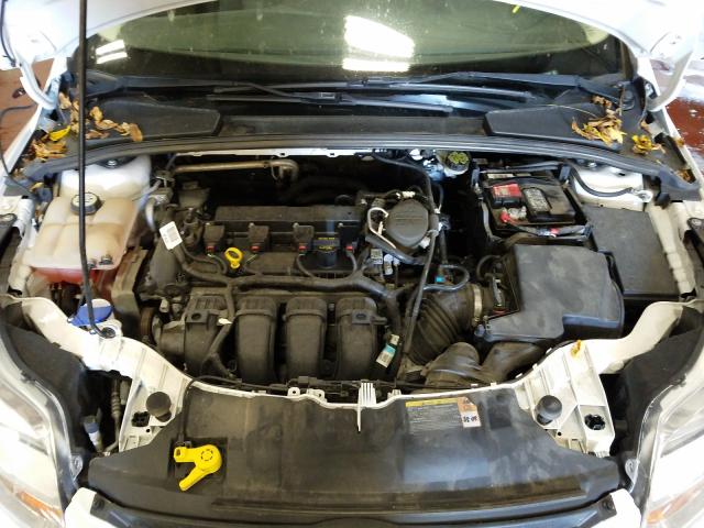 Photo 6 VIN: 1FADP3K27DL335294 - FORD FOCUS SE 