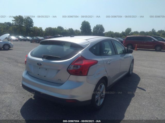 Photo 3 VIN: 1FADP3K27DL359935 - FORD FOCUS 