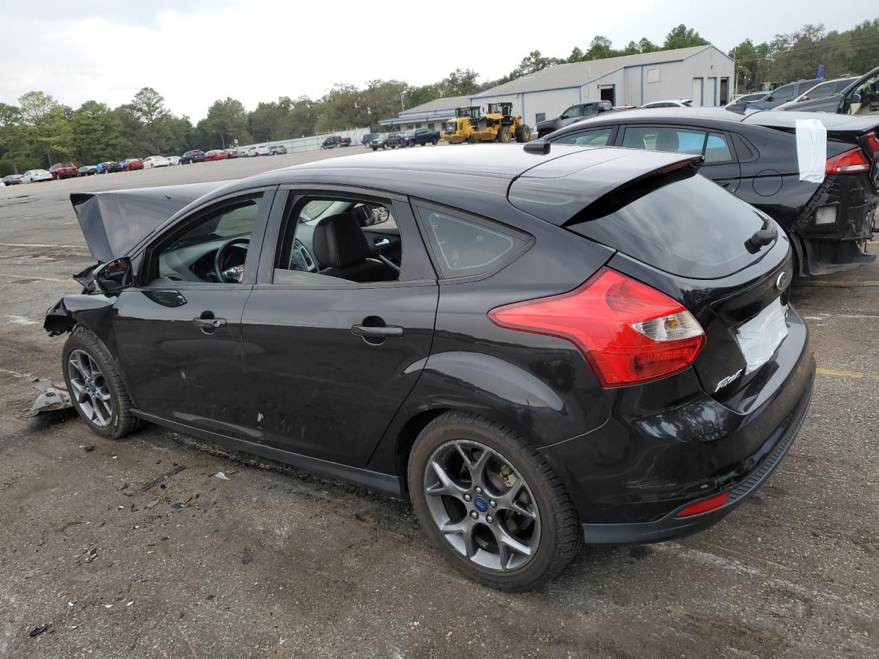 Photo 1 VIN: 1FADP3K27DL379165 - FORD FOCUS 