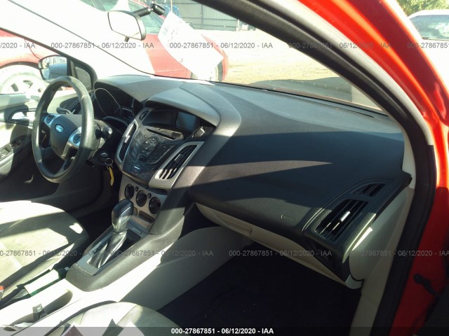 Photo 4 VIN: 1FADP3K27EL124355 - FORD FOCUS 