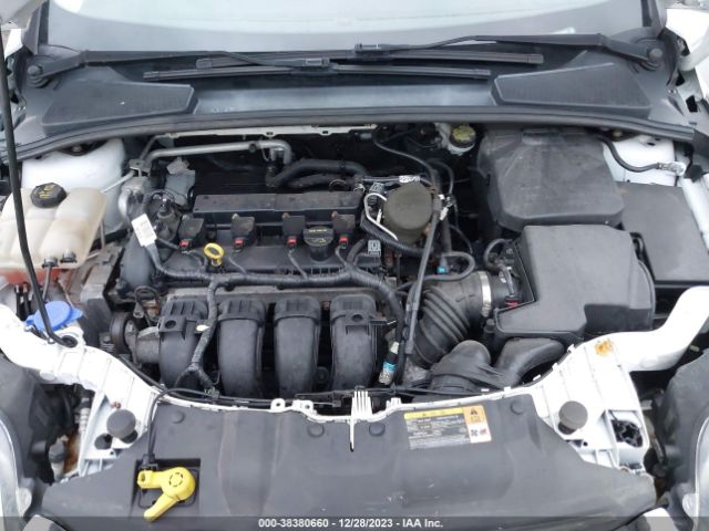 Photo 9 VIN: 1FADP3K27EL135839 - FORD FOCUS 