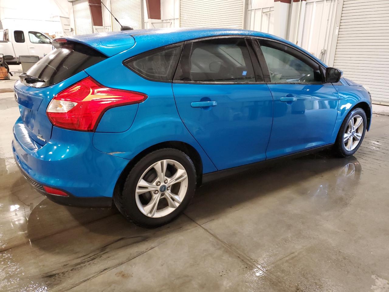 Photo 2 VIN: 1FADP3K27EL143603 - FORD FOCUS 