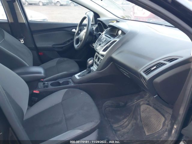 Photo 4 VIN: 1FADP3K27EL164581 - FORD FOCUS 