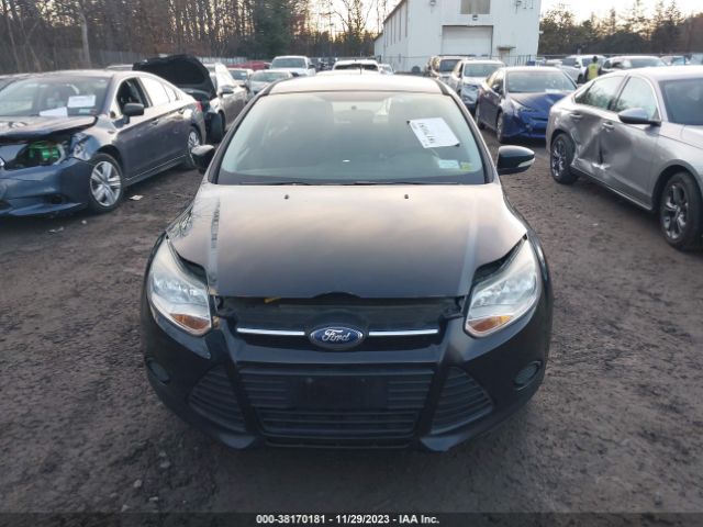 Photo 5 VIN: 1FADP3K27EL164581 - FORD FOCUS 