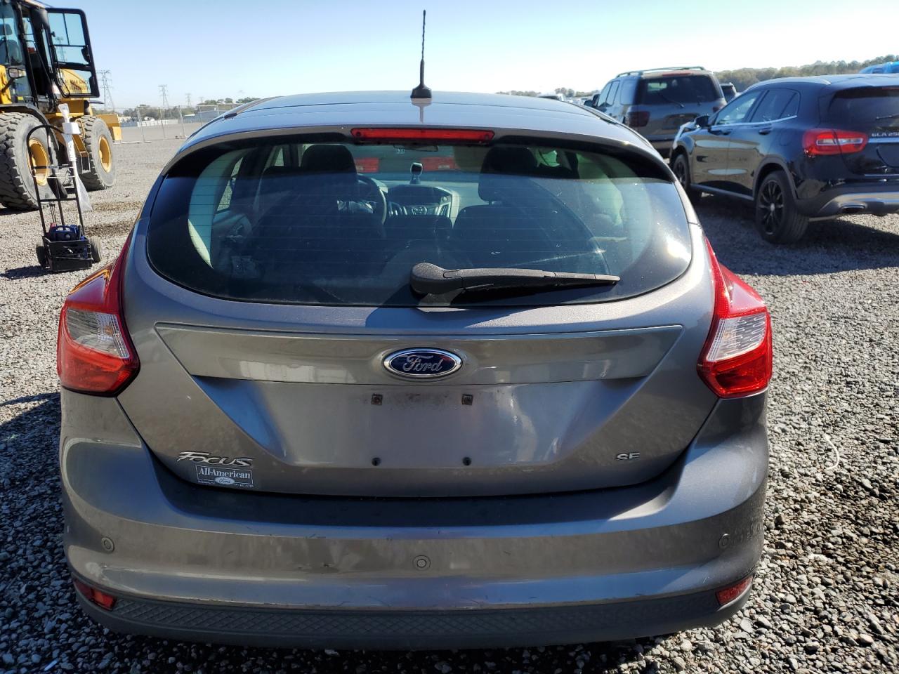 Photo 5 VIN: 1FADP3K27EL170400 - FORD FOCUS 