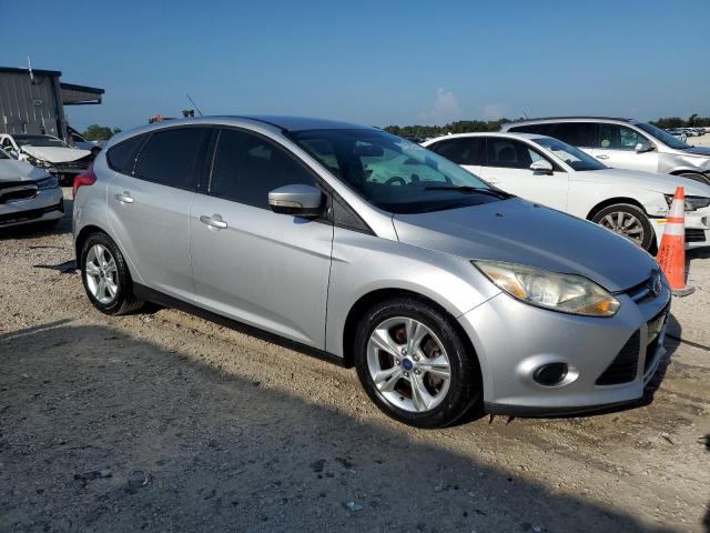 Photo 3 VIN: 1FADP3K27EL173085 - FORD FOCUS SE 