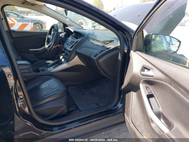 Photo 4 VIN: 1FADP3K27EL173572 - FORD FOCUS 