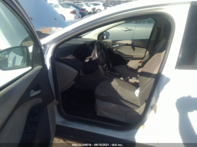 Photo 4 VIN: 1FADP3K27EL254152 - FORD FOCUS 