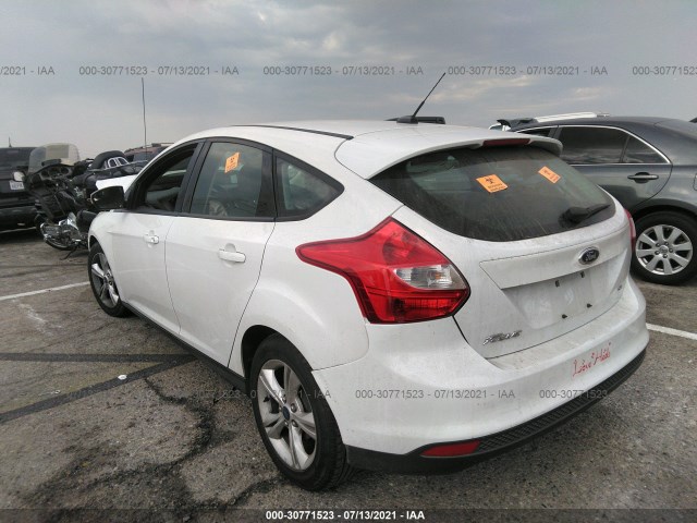 Photo 2 VIN: 1FADP3K27EL432738 - FORD FOCUS 