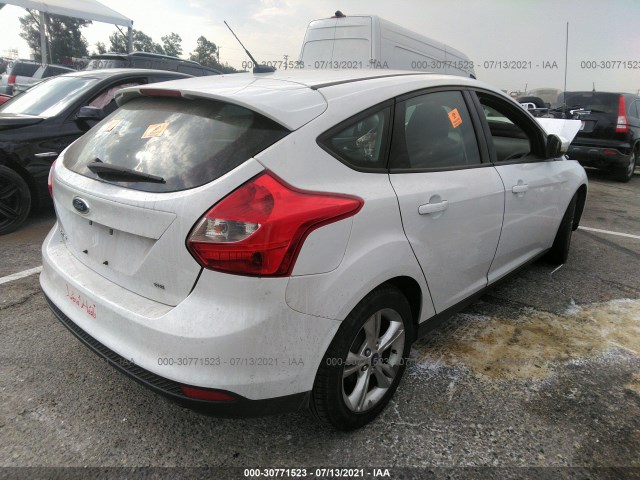 Photo 3 VIN: 1FADP3K27EL432738 - FORD FOCUS 