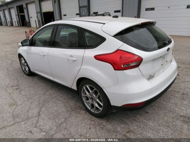 Photo 2 VIN: 1FADP3K27FL267517 - FORD FOCUS 