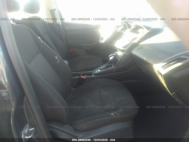 Photo 4 VIN: 1FADP3K27FL289050 - FORD FOCUS 