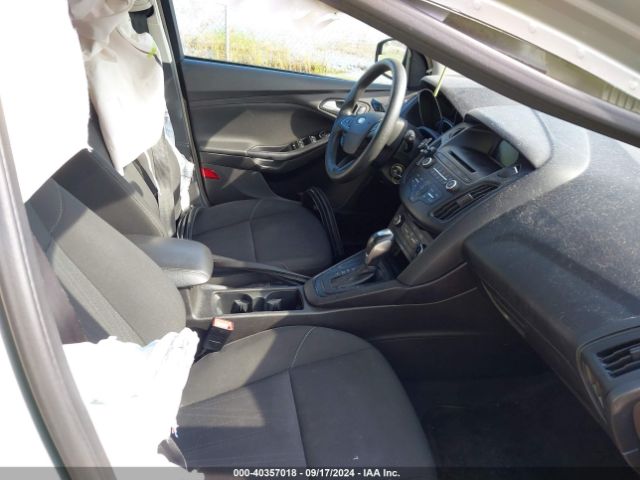 Photo 4 VIN: 1FADP3K27GL205312 - FORD FOCUS 