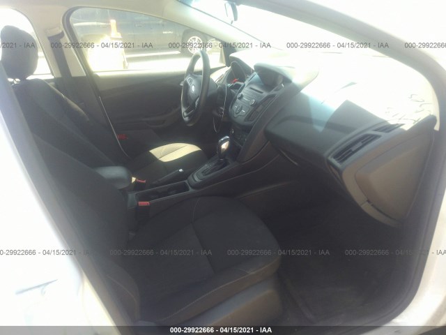 Photo 4 VIN: 1FADP3K27GL235006 - FORD FOCUS 