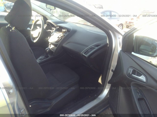 Photo 4 VIN: 1FADP3K27GL259032 - FORD FOCUS 